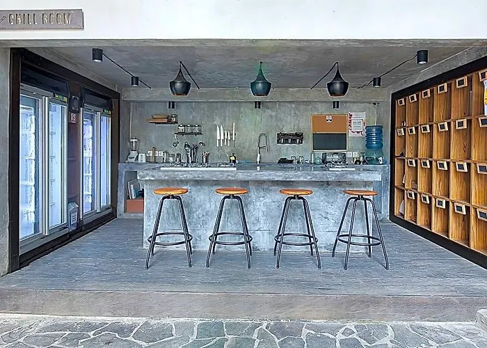 Outpost Penestanan 3*